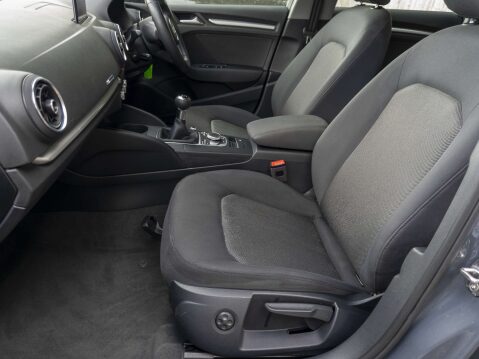Audi A3 1.6 A3 Sportback SE Technik TDI 5dr 22
