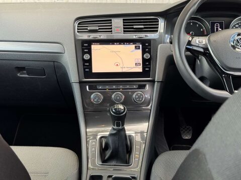 Volkswagen Golf 1.4 Golf SE Nav TSi BlueMotion Technology 5dr 23