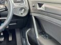 Volkswagen Golf 1.4 Golf SE Nav TSi BlueMotion Technology 5dr 17