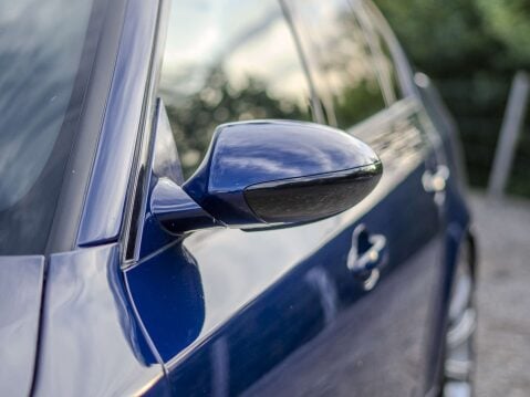 BMW 5 Series 5.0 M5 4dr 32