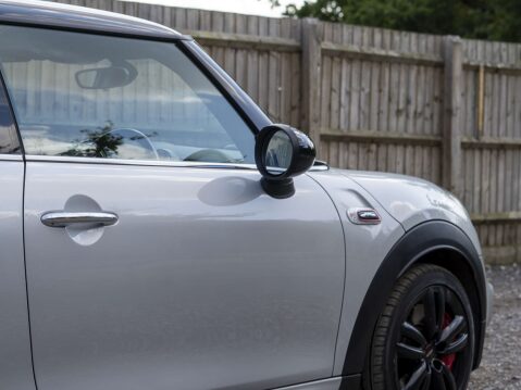 Mini Hatch 2.0 John Cooper Works 3dr 15