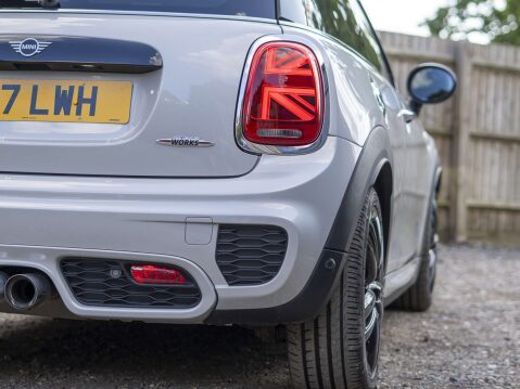 Mini Hatch 2.0 John Cooper Works 3dr 11