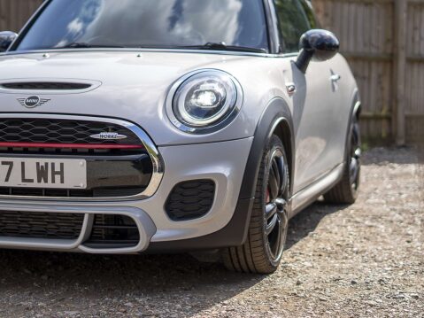 Mini Hatch 2.0 John Cooper Works 3dr 21