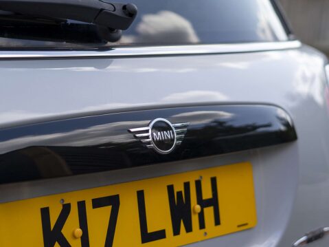 Mini Hatch 2.0 John Cooper Works 3dr 12