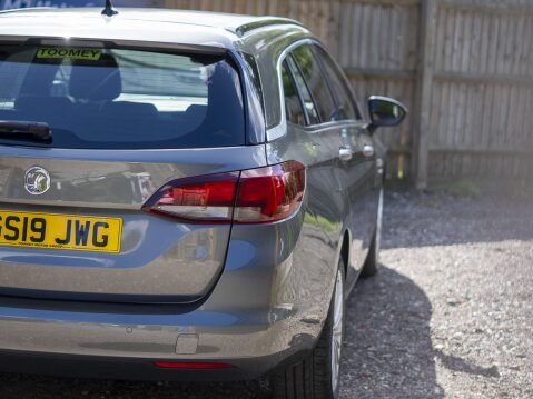 Vauxhall Astra 1.4 Astra Elite Nav T S/S Auto 5dr 9