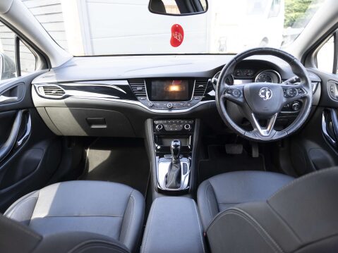 Vauxhall Astra 1.4 Astra Elite Nav T S/S Auto 5dr 47