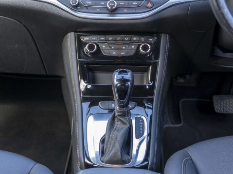 Vauxhall Astra 1.4 Astra Elite Nav T S/S Auto 5dr 48