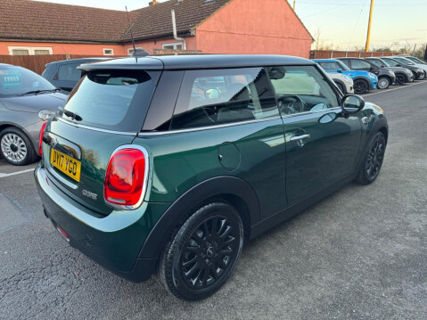 Mini Hatch 1.5 Cooper Euro 6 (s/s) 3dr 2