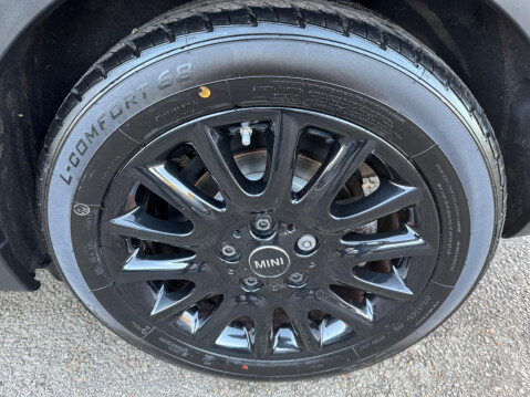 Mini Hatch 1.5 Cooper Euro 6 (s/s) 3dr 29