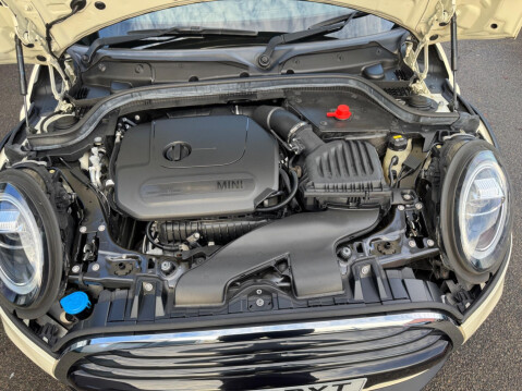 Mini Hatch 1.5 Cooper Euro 6 (s/s) 3dr 41