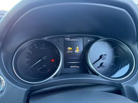 Nissan Qashqai 1.2 DIG-T N-Connecta Euro 6 (s/s) 5dr 35