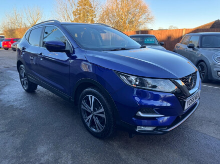 Nissan Qashqai 1.2 DIG-T N-Connecta Euro 6 (s/s) 5dr