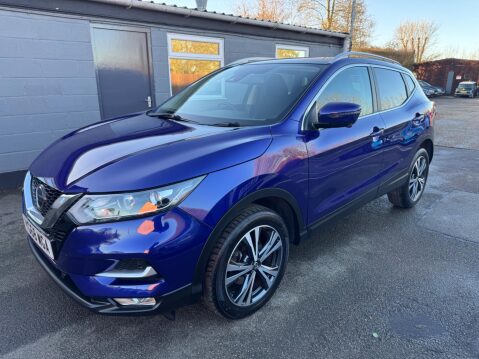 Nissan Qashqai 1.2 DIG-T N-Connecta Euro 6 (s/s) 5dr 5