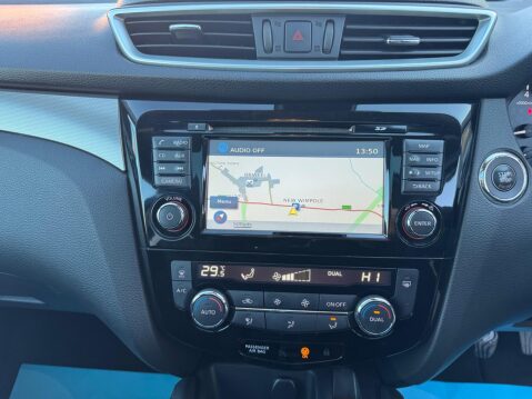 Nissan Qashqai 1.2 DIG-T N-Connecta Euro 6 (s/s) 5dr 34