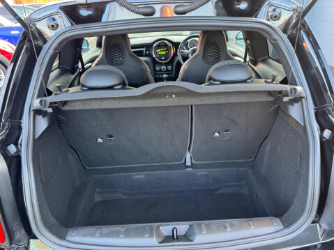 Mini Hatch 1.5 One 1499 GT Euro 6 (s/s) 3dr 30