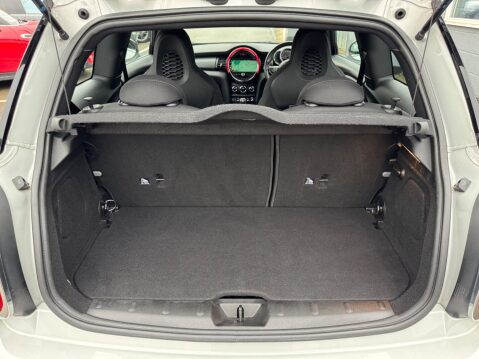 Mini Hatch 1.5 Cooper Euro 6 (s/s) 3dr 35