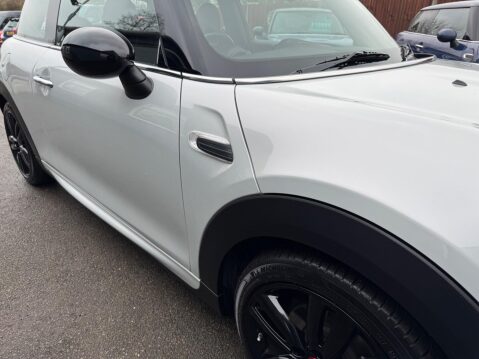 Mini Hatch 1.5 Cooper Euro 6 (s/s) 3dr 9