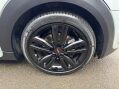 Mini Hatch 1.5 Cooper Euro 6 (s/s) 3dr 31
