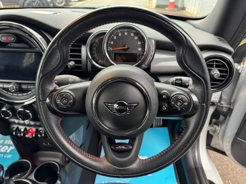Mini Hatch 1.5 Cooper Euro 6 (s/s) 3dr 36