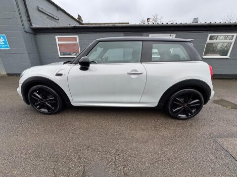 Mini Hatch 1.5 Cooper Euro 6 (s/s) 3dr 6