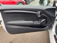 Mini Hatch 1.5 Cooper Euro 6 (s/s) 3dr 27