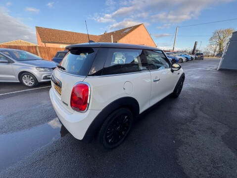 Mini Hatch 1.5 Cooper Euro 6 (s/s) 3dr 5