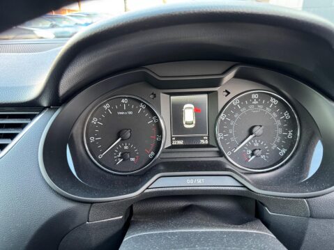 Skoda Octavia 1.4 TSI Elegance Euro 5 (s/s) 5dr 19