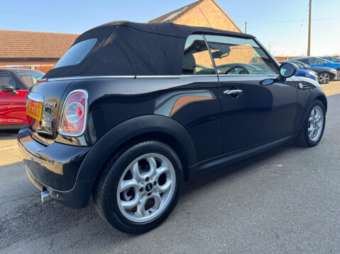Mini Convertible 1.6 Cooper Euro 6 (s/s) 2dr 7