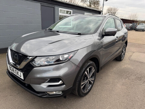 Nissan Qashqai 1.2 DIG-T N-Connecta Euro 6 (s/s) 5dr 5