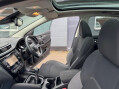 Nissan Qashqai 1.2 DIG-T N-Connecta Euro 6 (s/s) 5dr 46