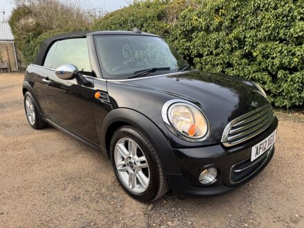 Mini Convertible 1.6 Cooper Euro 5 (s/s) 2dr