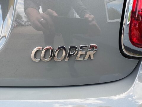 Mini Hatch 1.5 Cooper Classic Euro 6 (s/s) 3dr 48