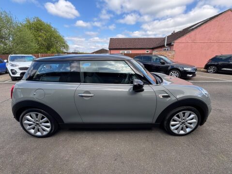 Mini Hatch 1.5 Cooper Classic Euro 6 (s/s) 3dr 6