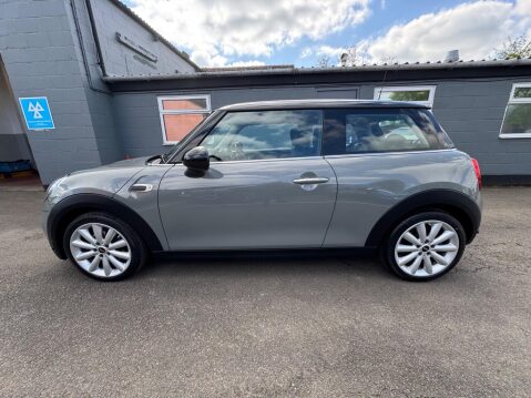 Mini Hatch 1.5 Cooper Classic Euro 6 (s/s) 3dr 5