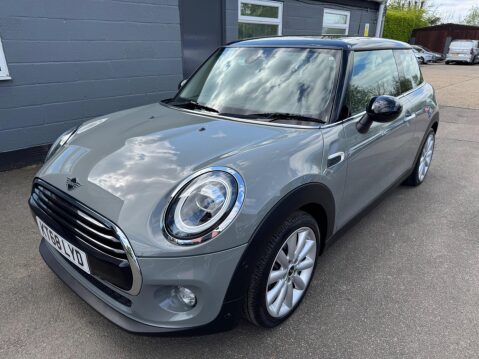 Mini Hatch 1.5 Cooper Classic Euro 6 (s/s) 3dr 7