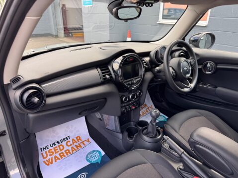 Mini Hatch 1.5 Cooper Classic Euro 6 (s/s) 3dr 13