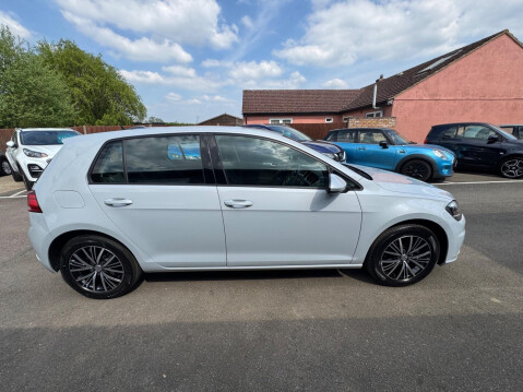Volkswagen Golf 1.4 TSI SE Nav Euro 6 (s/s) 5dr 5