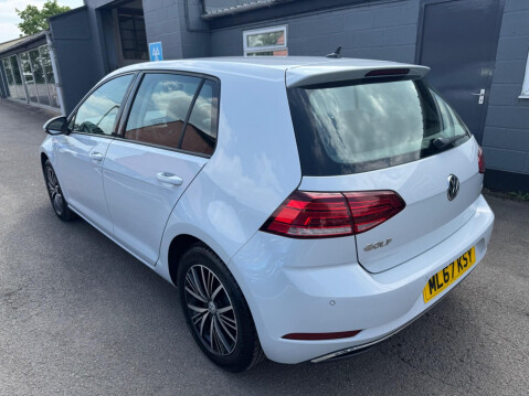 Volkswagen Golf 1.4 TSI SE Nav Euro 6 (s/s) 5dr 8