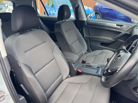 Volkswagen Golf 1.4 TSI SE Nav Euro 6 (s/s) 5dr 16