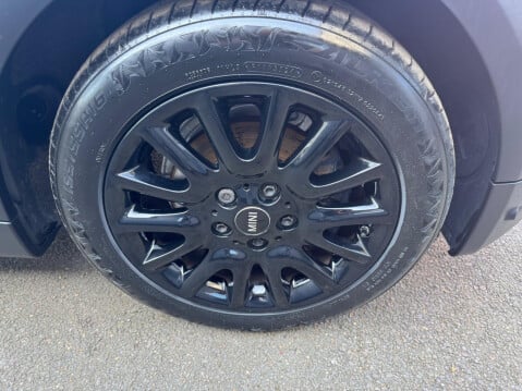 Mini Hatch 1.5 Cooper Euro 6 (s/s) 5dr 29