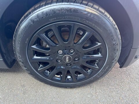 Mini Hatch 1.5 Cooper Euro 6 (s/s) 5dr 29