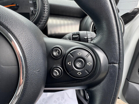 Mini Hatch 1.5 Cooper Auto Euro 6 (s/s) 5dr 33