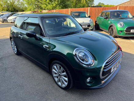 Mini Hatch 1.5 Cooper Steptronic Euro 6 (s/s) 3dr