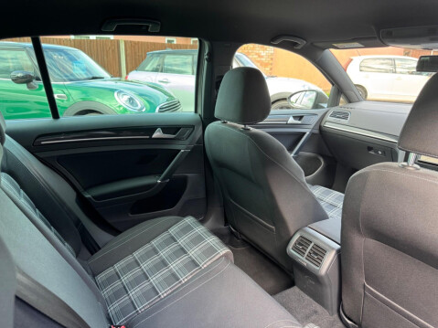 Volkswagen Golf 2.0 TDI BlueMotion Tech GTD Euro 6 (s/s) 5dr 20