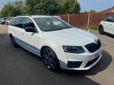 Skoda Octavia 2.0 TDI vRS DSG Euro 6 (s/s) 5dr (SNav)
