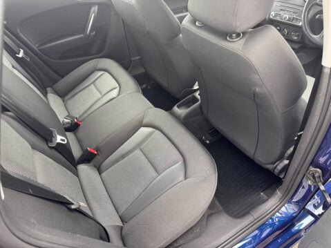 Audi A1 1.0 TFSI Sport Sportback Euro 6 (s/s) 5dr (Nav) 21