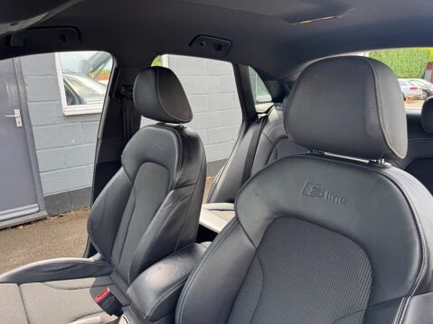 Audi Q3 2.0 TDI S line S Tronic quattro Euro 6 (s/s) 5dr (Nav) 50