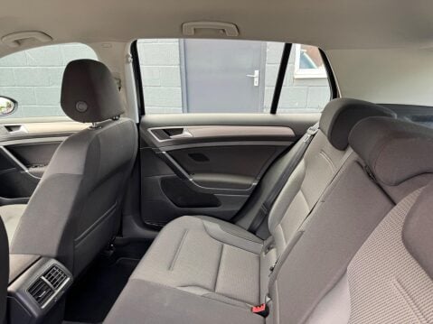 Volkswagen Golf 1.4 TSI BlueMotion Tech Match Euro 6 (s/s) 5dr 27