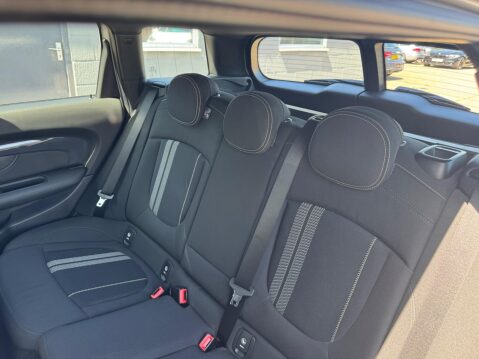 Mini Clubman 2.0 Cooper S Euro 6 (s/s) 6dr 21