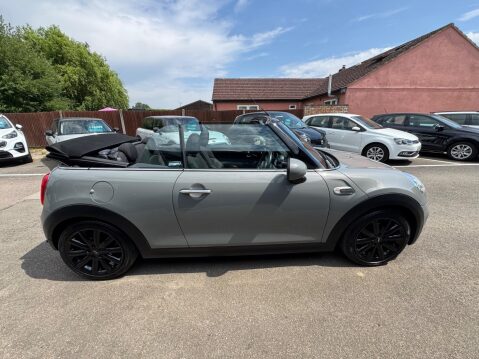 Mini Convertible 1.5 Cooper Euro 6 (s/s) 2dr 15
